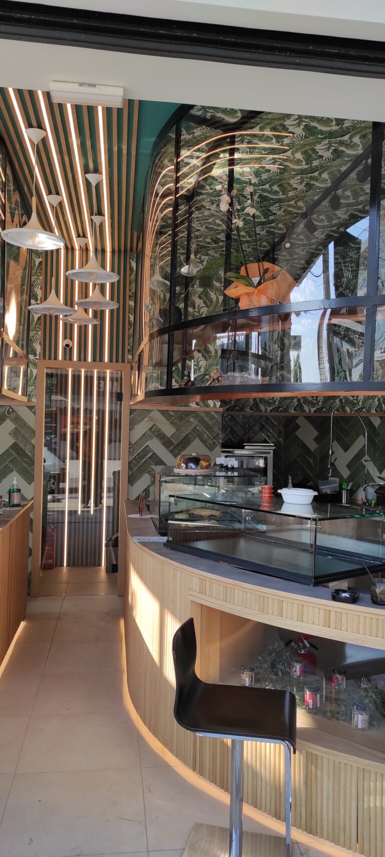 IMG 20221111 135552 768x1707