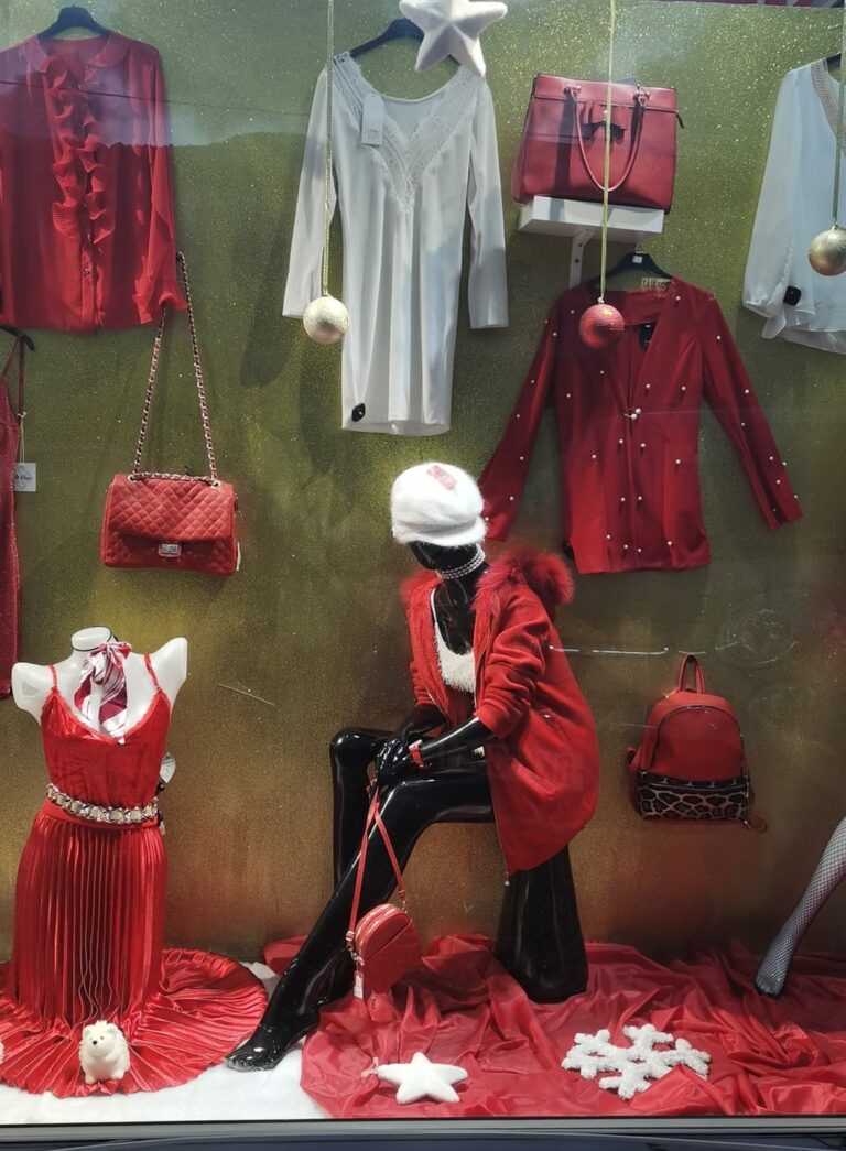 262571492 124281976718434 1994469355775691033 n 768x1045