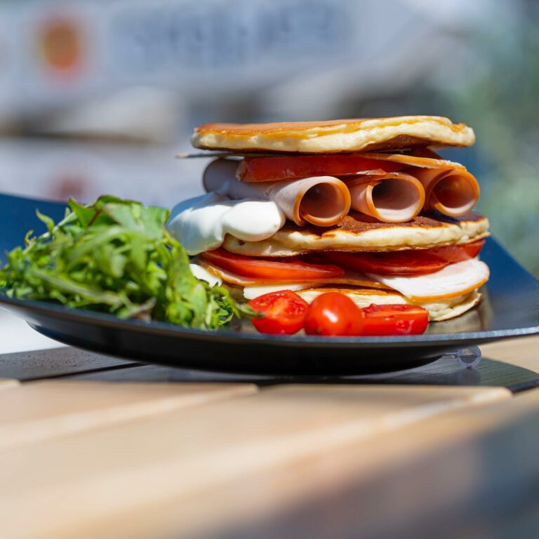 293405807 388385740064773 6027387322303982783 n 768x768