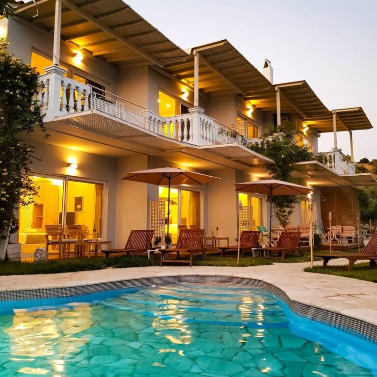 270031292 356444932986734 7168670666625897810 n 768x768