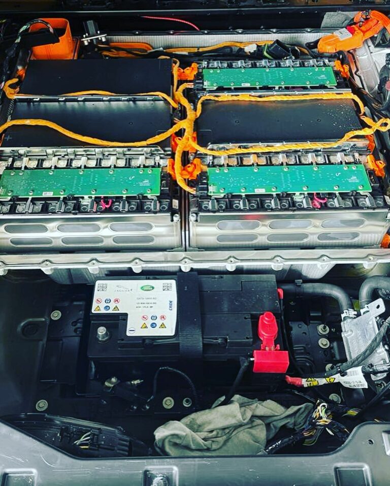 312570552 625272862588568 148341154781383971 n 768x957