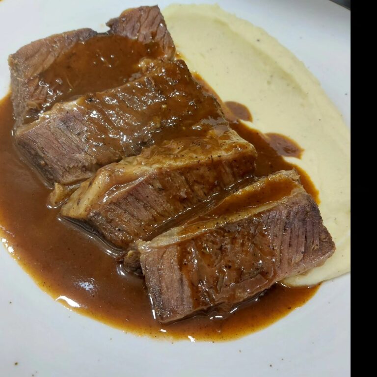 352021754 710693254398144 2099011883592731906 n 768x768