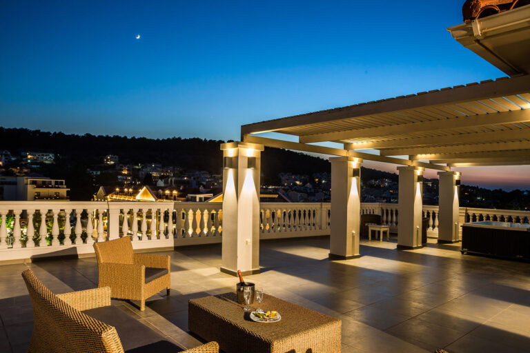 396716202 796098209193446 825098576456695958 n 768x512