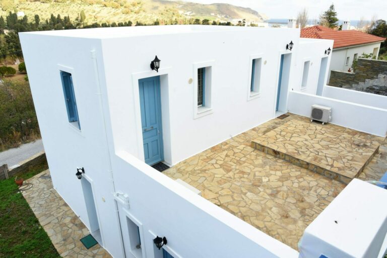 DSC 8596 scaled 1 768x513