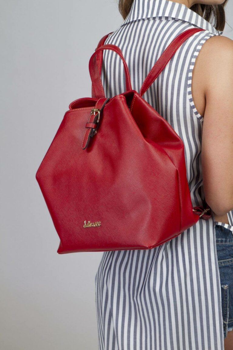 14137985 274719319577615 452034753472332708 o 768x1152