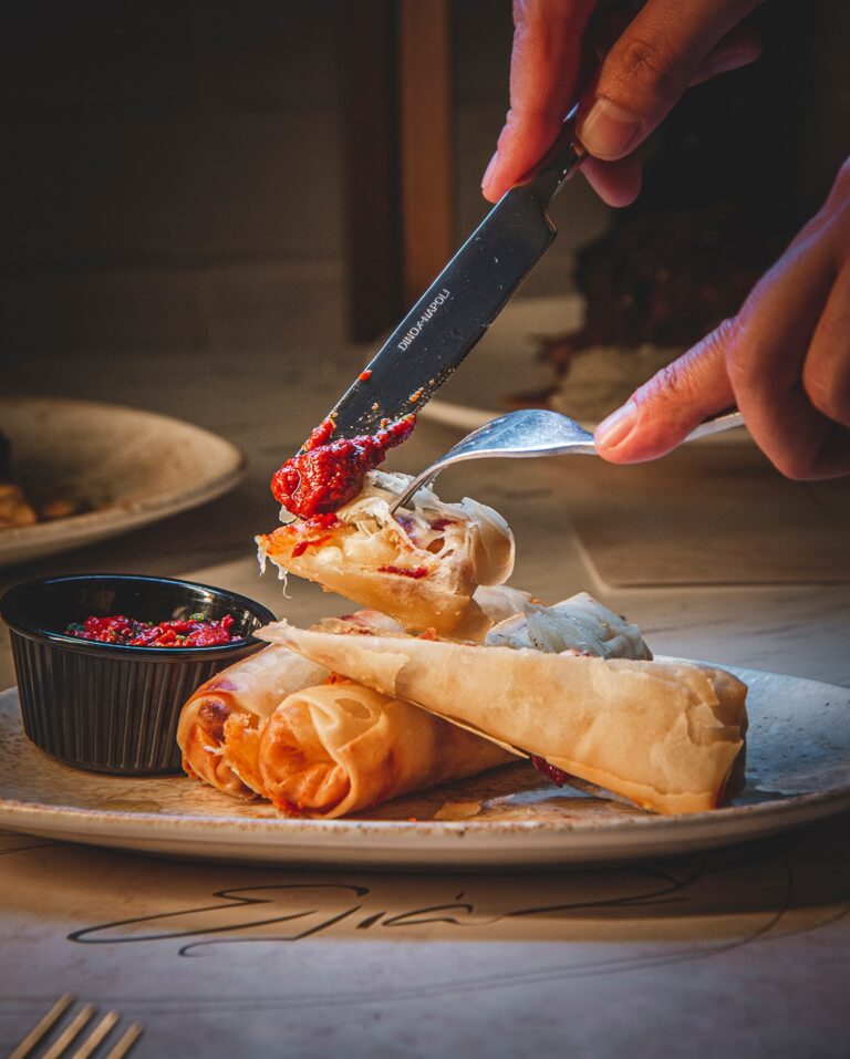 410537547 17997822758342811 2350437665367172263 n 768x957