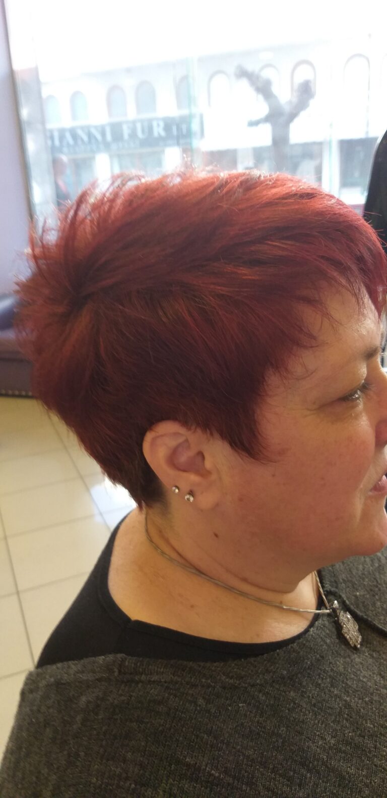 313025290 2653798118085091 6380939014423007108 n 768x1580