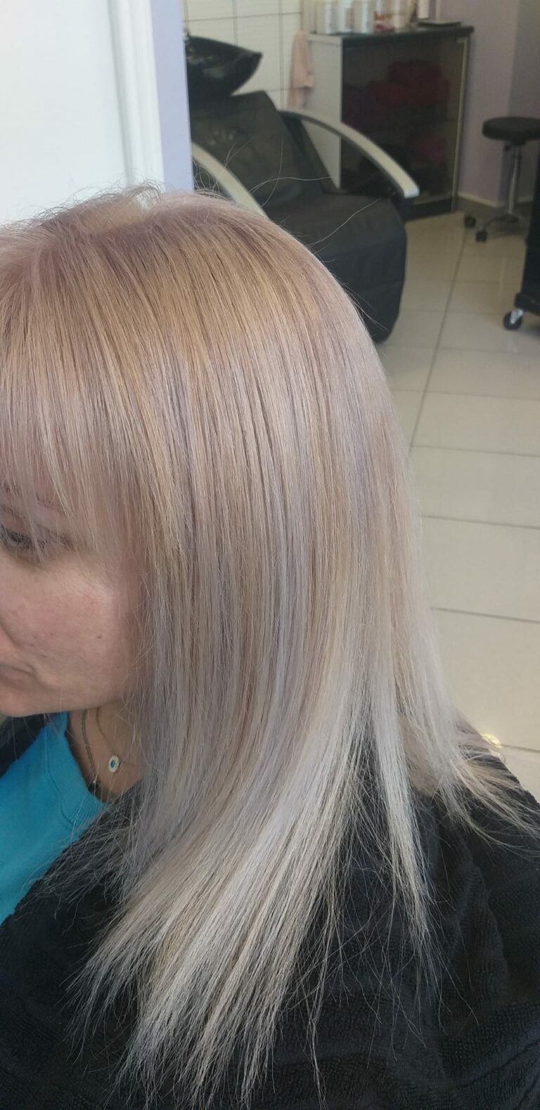 345886772 954176475730983 7892961212395254110 n 768x1579