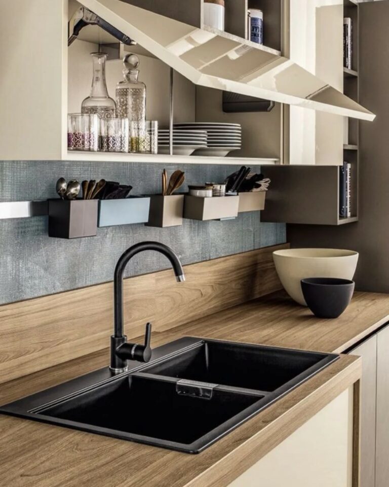 468664505 1253767132729101 4846300578324496222 n 768x960