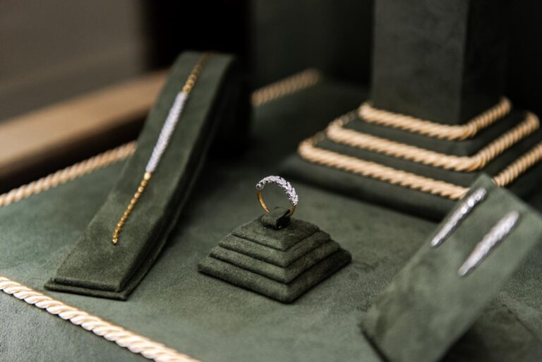 467610759 1084766233123816 8230658711399258754 n 768x513